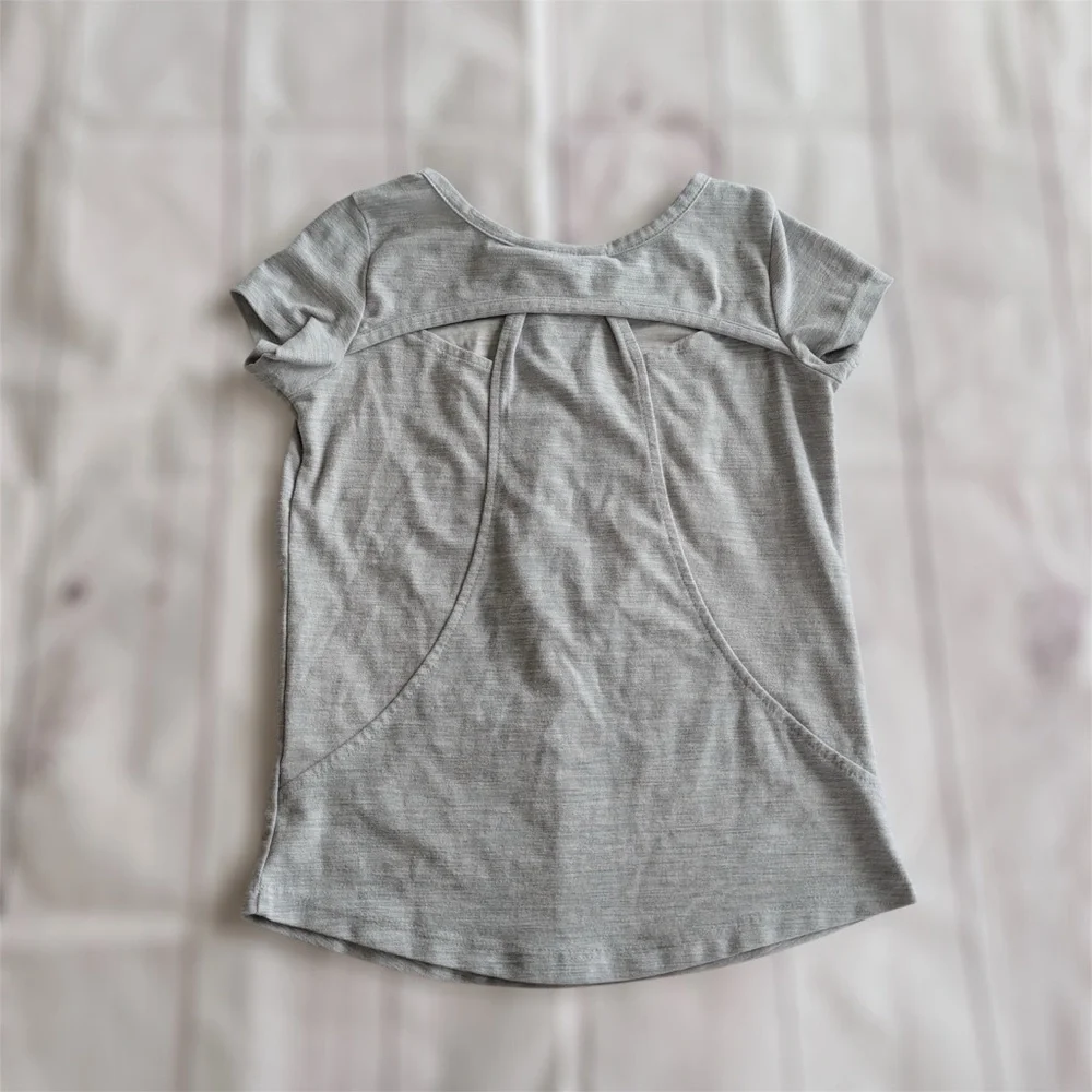 Members Mark Active Girls Size Small 5/6 T Shirt Short Sleeve Gray Rainbow Heart - Picture 2 of 8